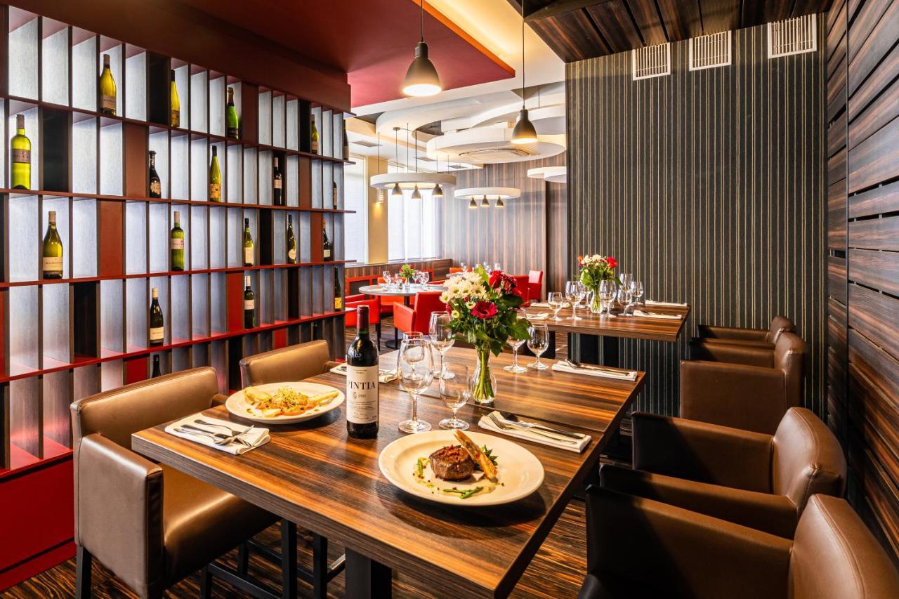 Hotel Baltaci Atrium Zlín Eksteriør billede