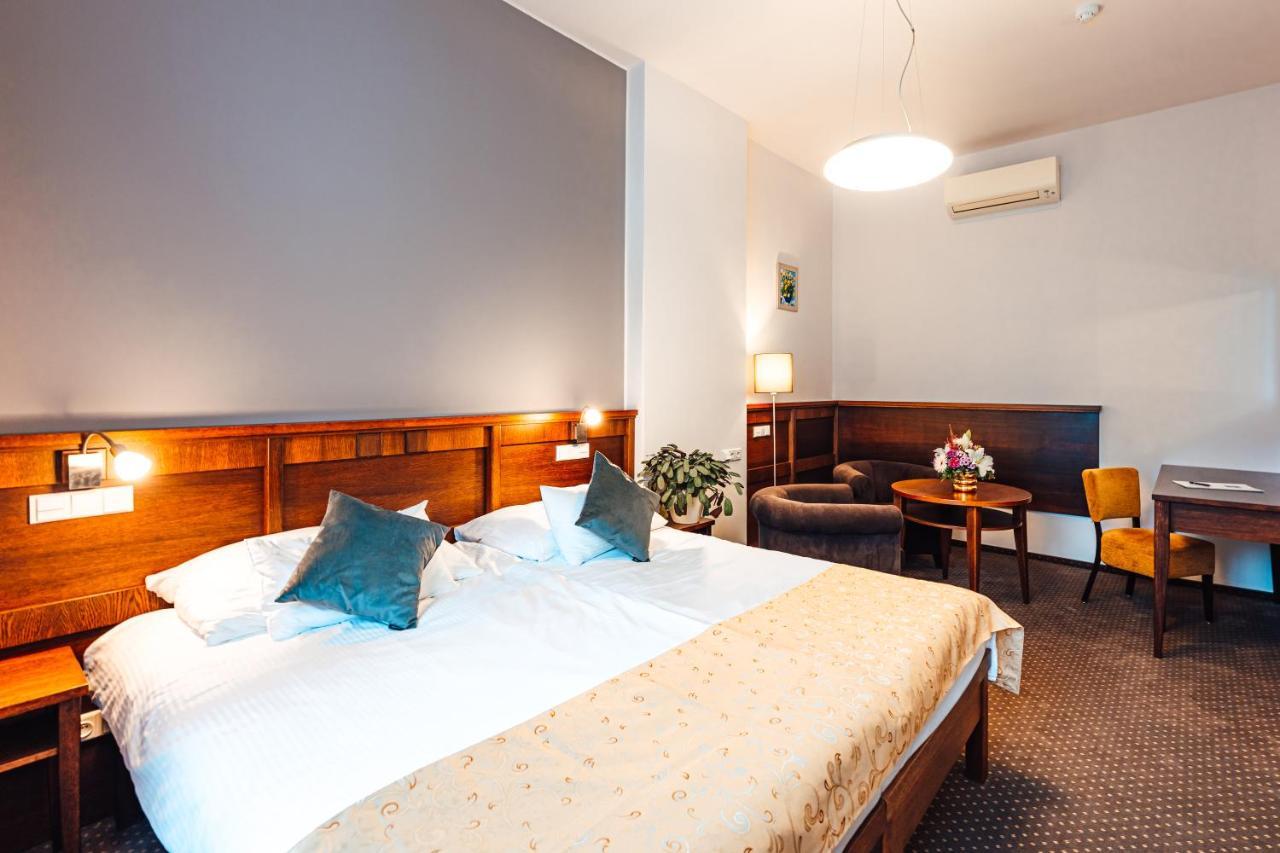 Hotel Baltaci Atrium Zlín Eksteriør billede