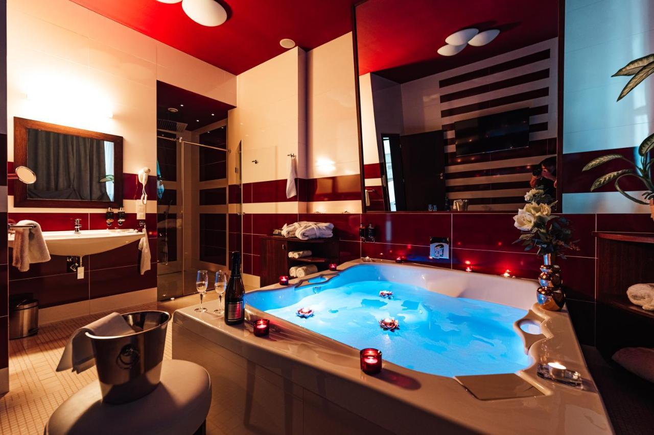 Hotel Baltaci Atrium Zlín Eksteriør billede