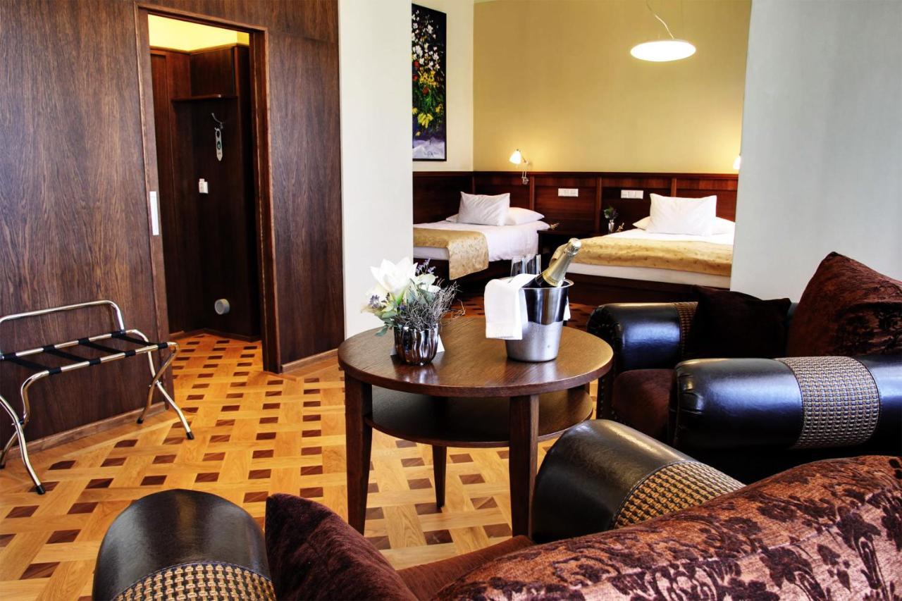 Hotel Baltaci Atrium Zlín Eksteriør billede