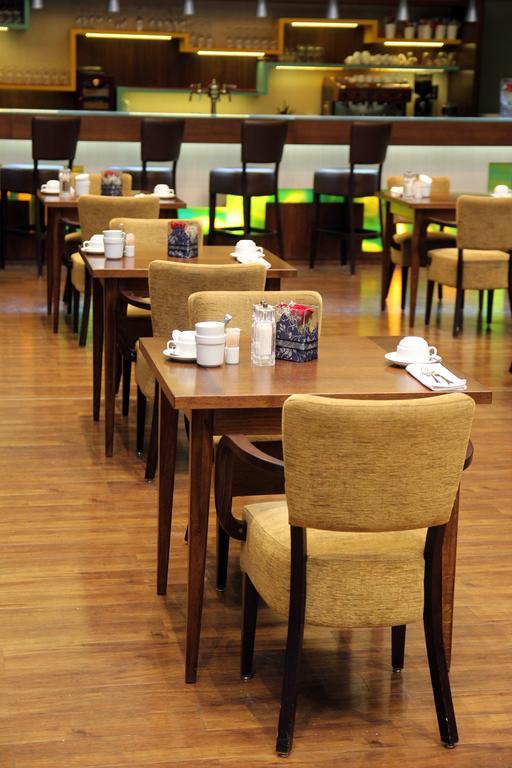 Hotel Baltaci Atrium Zlín Eksteriør billede